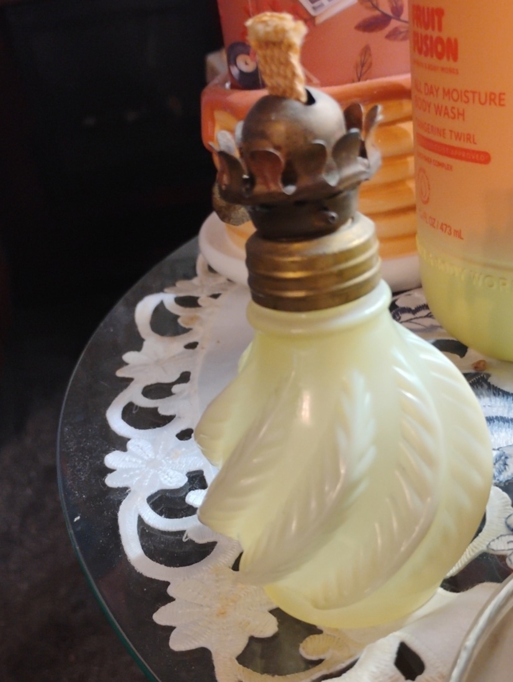 Vintage Swirl Oil Lamp